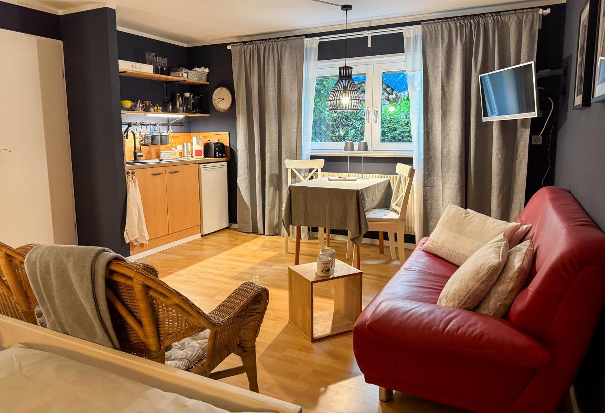 Apartment Parkplatz Garten Rad-Garage Friburgo in Brisgovia Esterno foto
