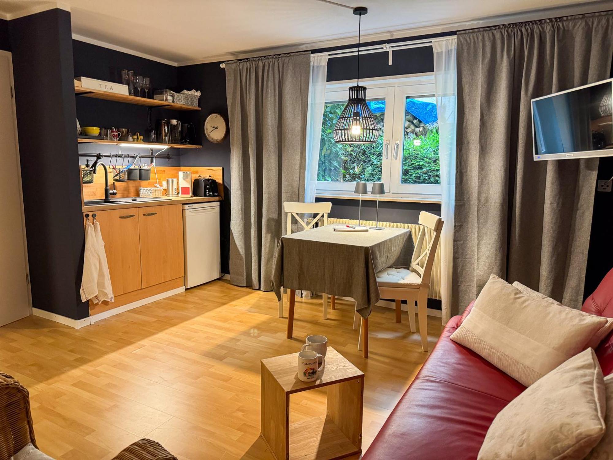 Apartment Parkplatz Garten Rad-Garage Friburgo in Brisgovia Esterno foto
